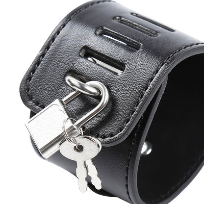 OHMAMA FETISH - HASP STYLE RETENUES DE POIGNET